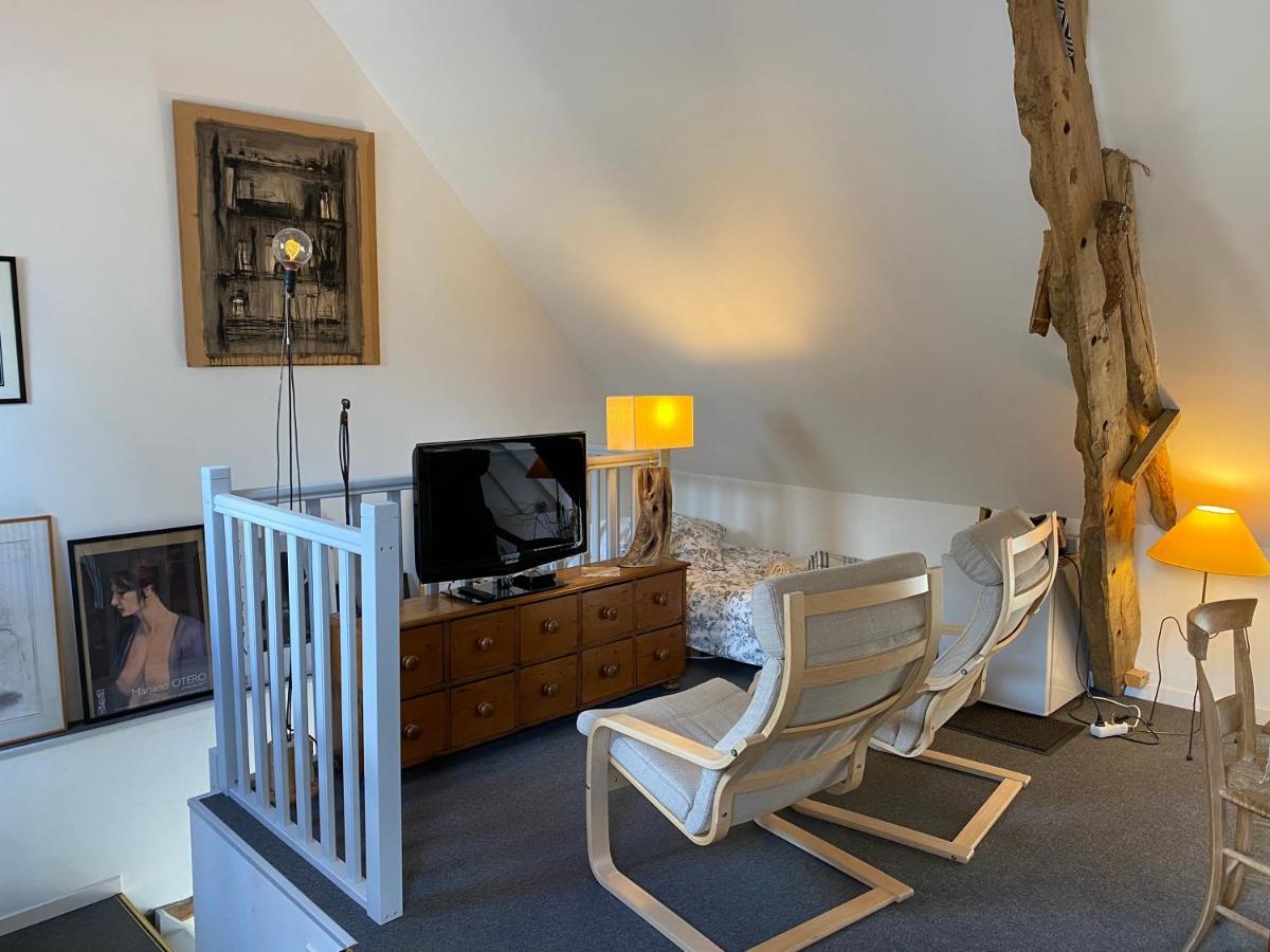 Kirribilli Bed & Breakfast Pleine-Fougères Екстериор снимка