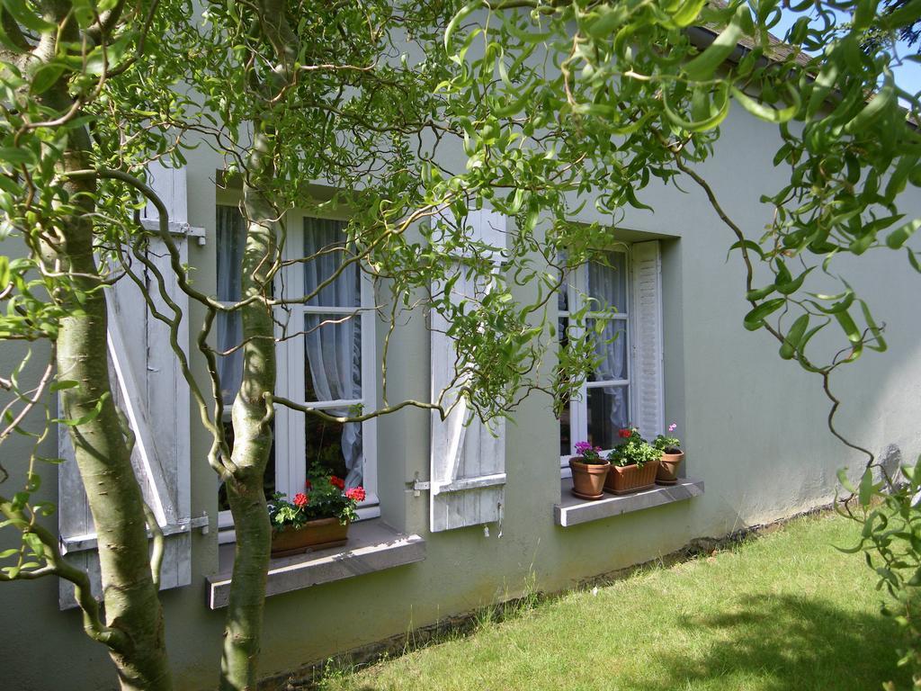 Kirribilli Bed & Breakfast Pleine-Fougères Екстериор снимка